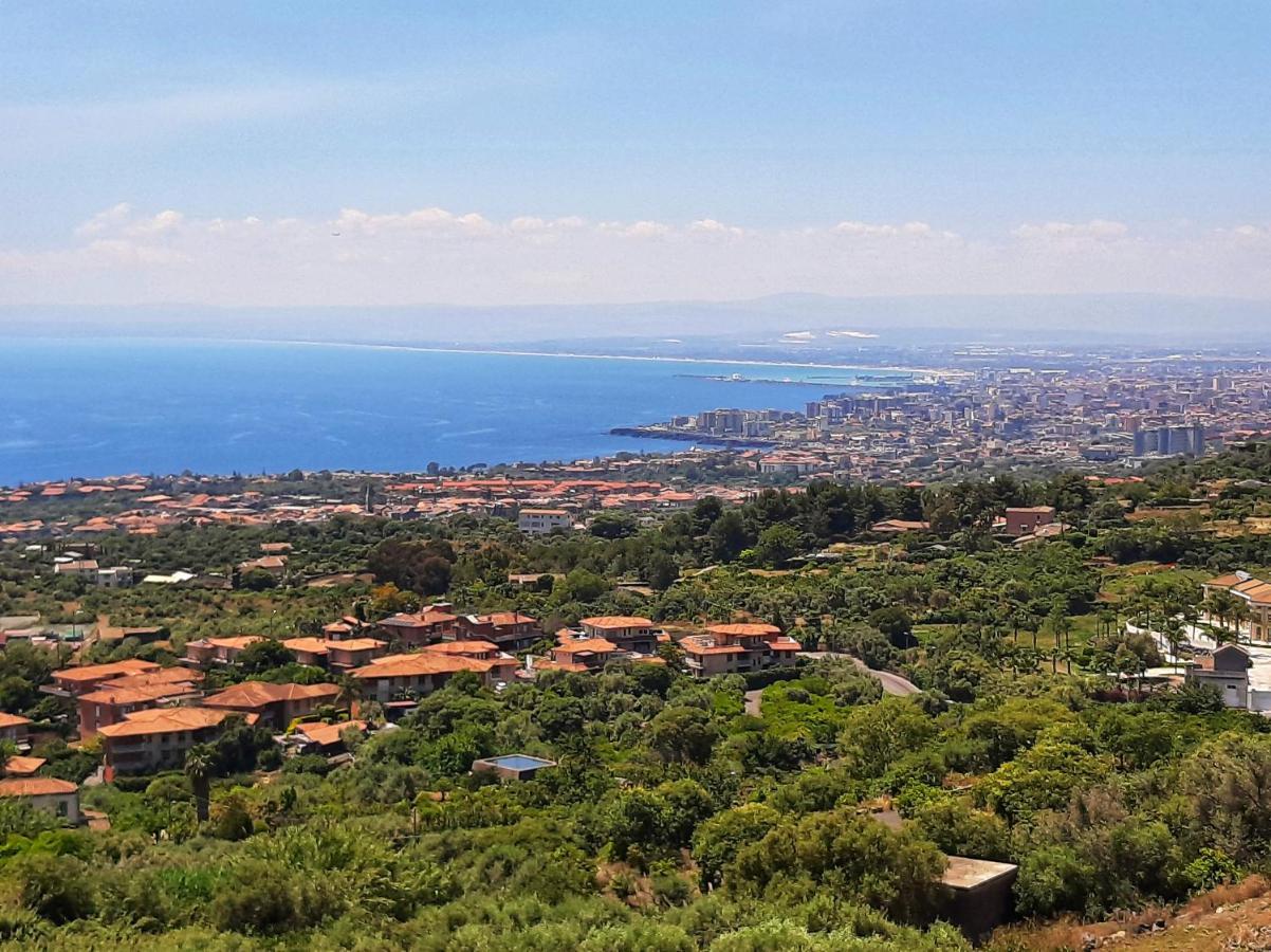 La Petite Maison Aci Castello Esterno foto